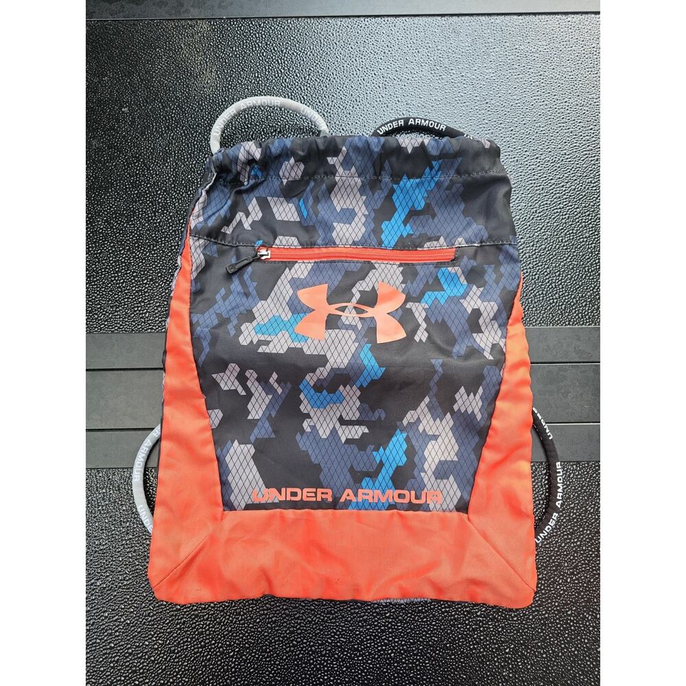 Under Armour - Unisex Sackpack Drawstring Backpack w/ Sunglasses Pocket DigCamo